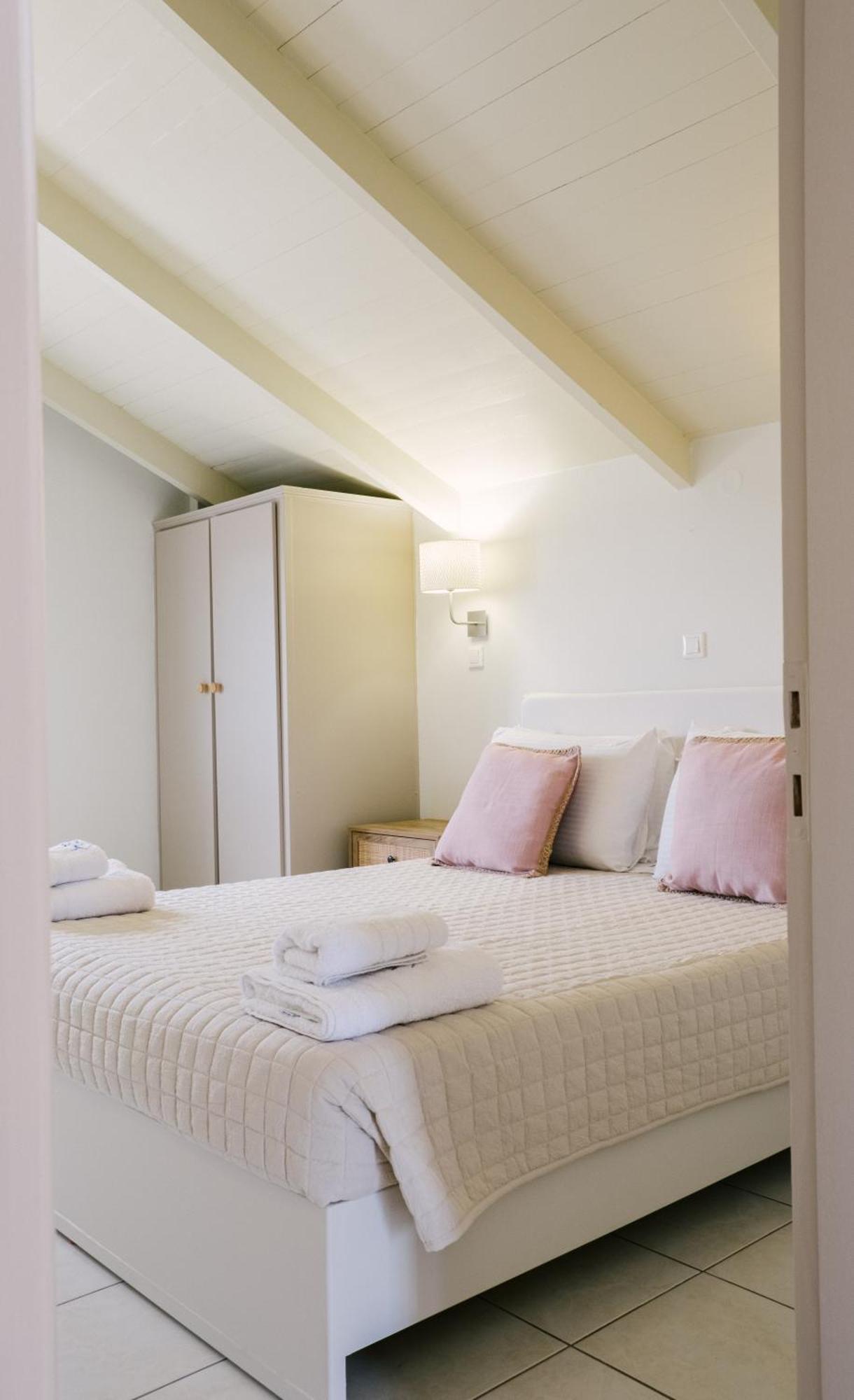 Vasilikí Blue House Apartments מראה חיצוני תמונה